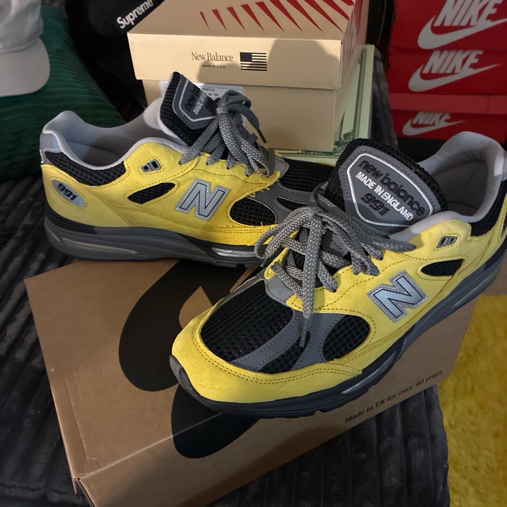 New Balance 991v2 Asia pack